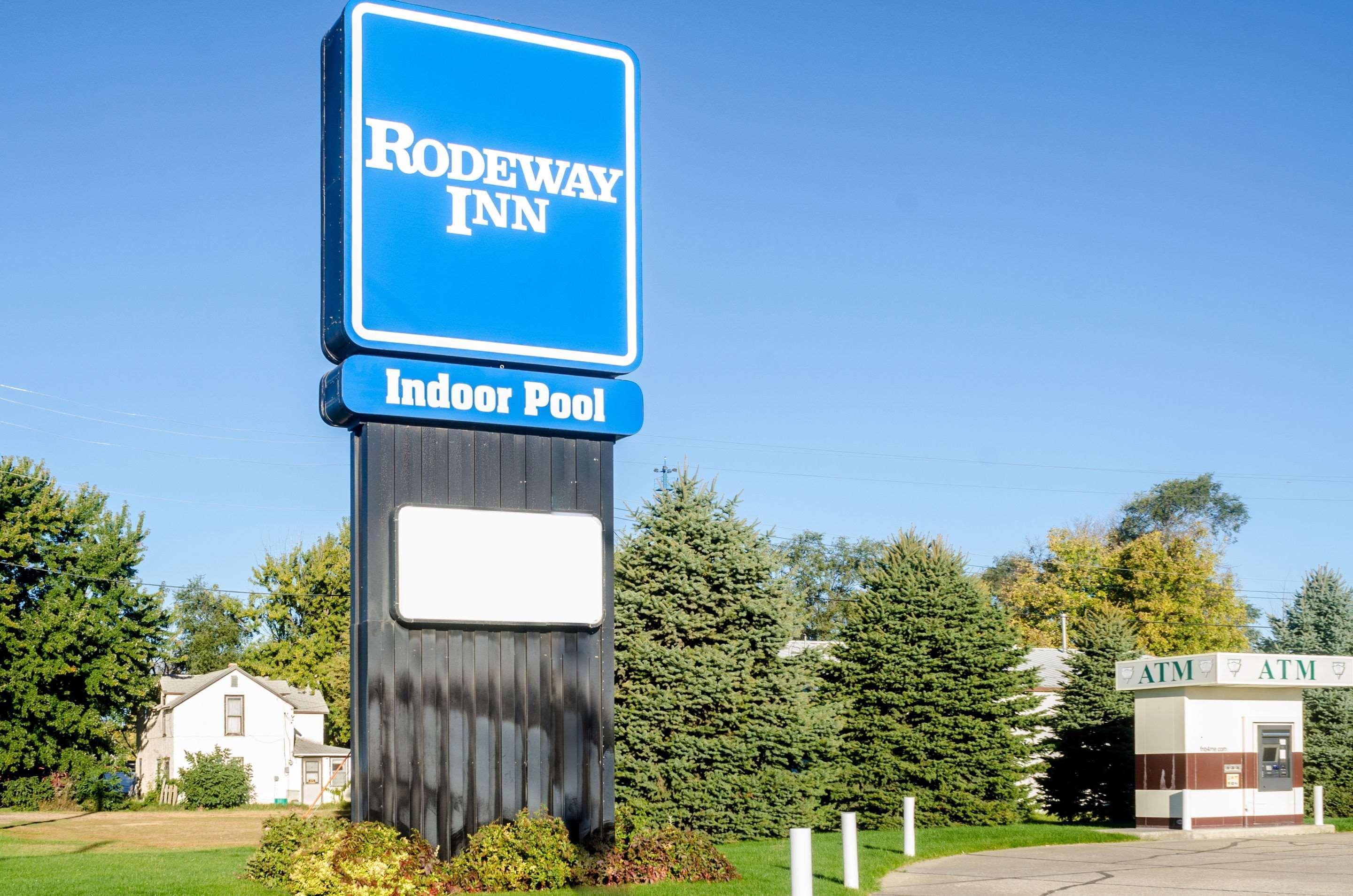 Rodeway Inn Ainsworth Экстерьер фото